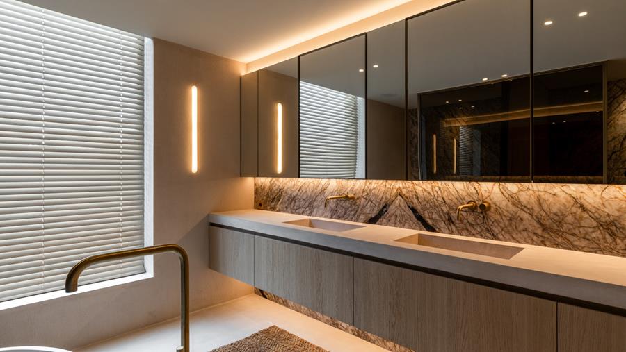 Interior Bosch crée une salle de bains de luxe aux accents d'Ibiza à Alken