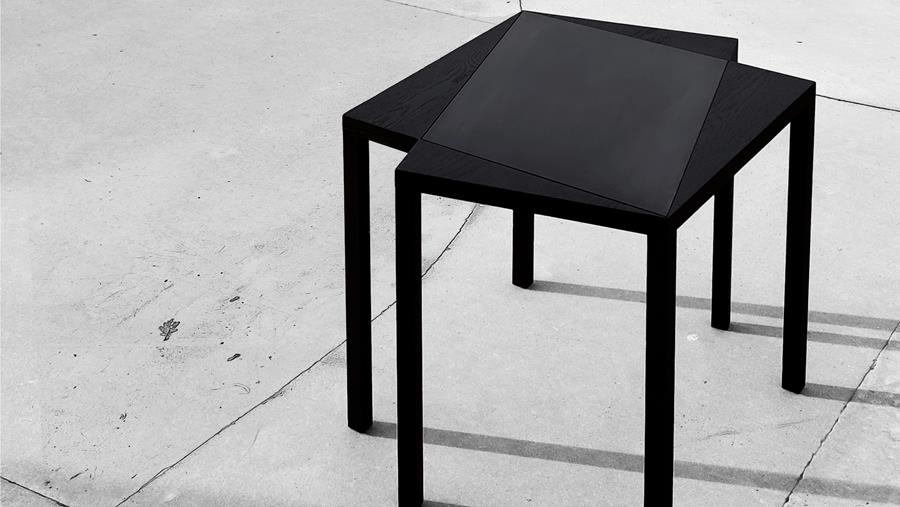 Conception de table basée sur l'(anti-)idole