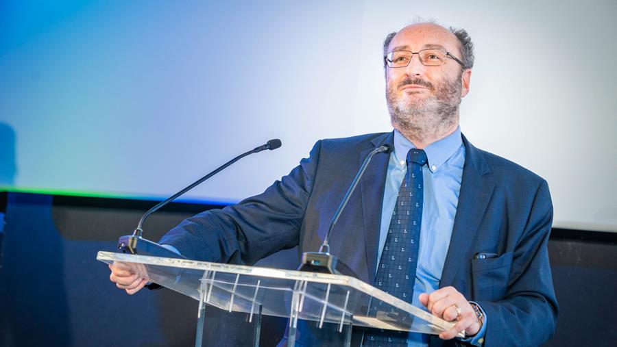 Elektrisch rijden maakt sprongen: snelladen wordt de nieuwe norm