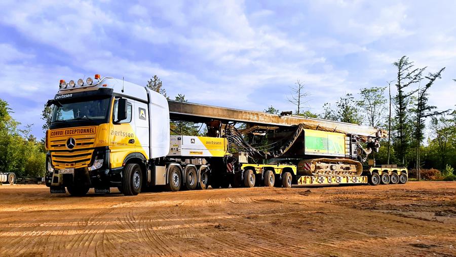 Uitzonderlijk vervoer over de landsgrens