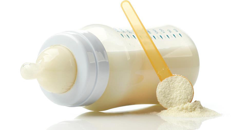 Besmette zuigelingenvoeding: misleidende informatie circuleert op sociale media