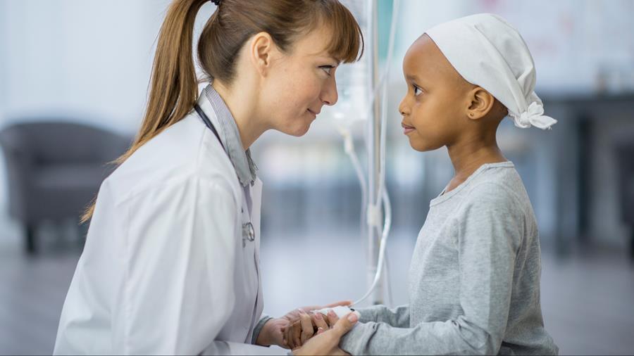 Vier op de vijf kinderoncologen doen onderzoek in hun vrije tijd