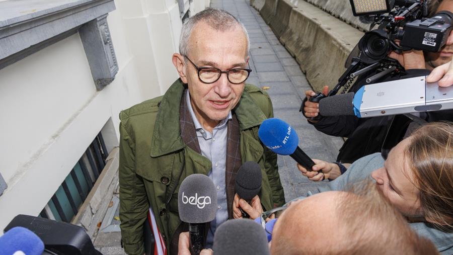 Vandenbroucke roept op tot eenheid tegen Amerikaans 'ideologisch offensief'