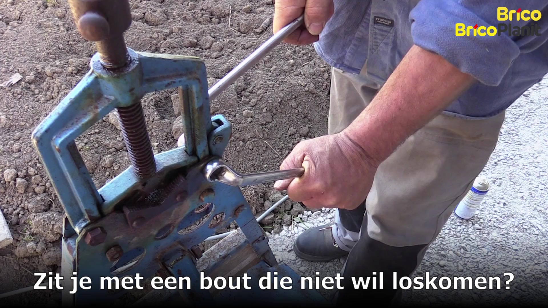 Zo maak je een vastzittende bout los